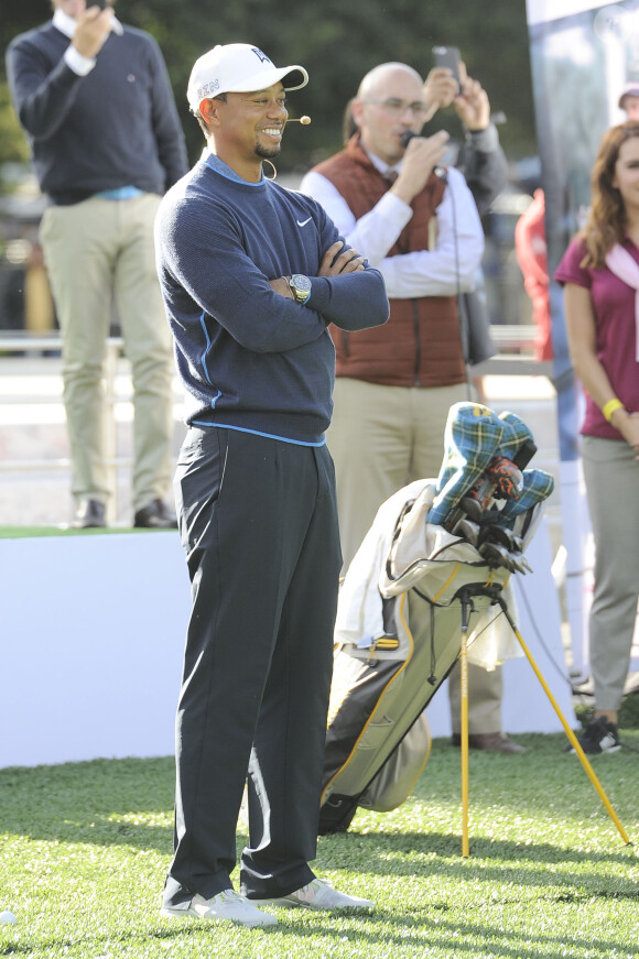 Tiger Woods participe au Golf Clinic for Children à Mexico City le 20 octobre 2015