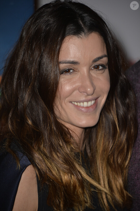 Jenifer lors de la générale de la pièce Il était une fois au théâtre de la Michodière à Paris le 5 décembre 2015 © Veeren