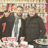 M. Pokora : Retrouvailles avec son père au marché de Noël de Strasbourg