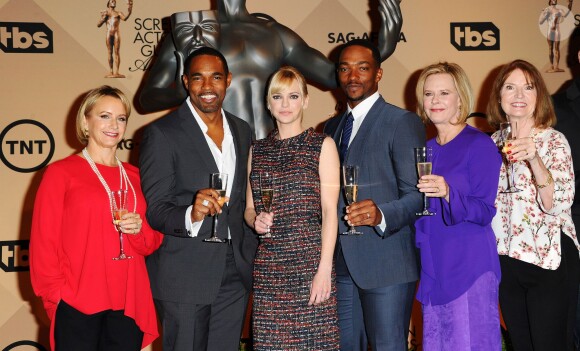 Anna Faris, Gabrielle Carteris et Anthony Mackie lors des nominations des 22e Screen Actors Guild Awards à Los Angeles, le 9 novembre 2015.