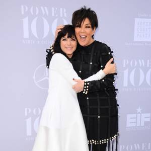 Selma Blair et Kris Jenner assistent au déjeuner des "Women In Entertainment" de 2015 organisé par le magazine The Hollywood Reporter, aux Milk Studios. Los Angeles, le 9 décembre 2015.