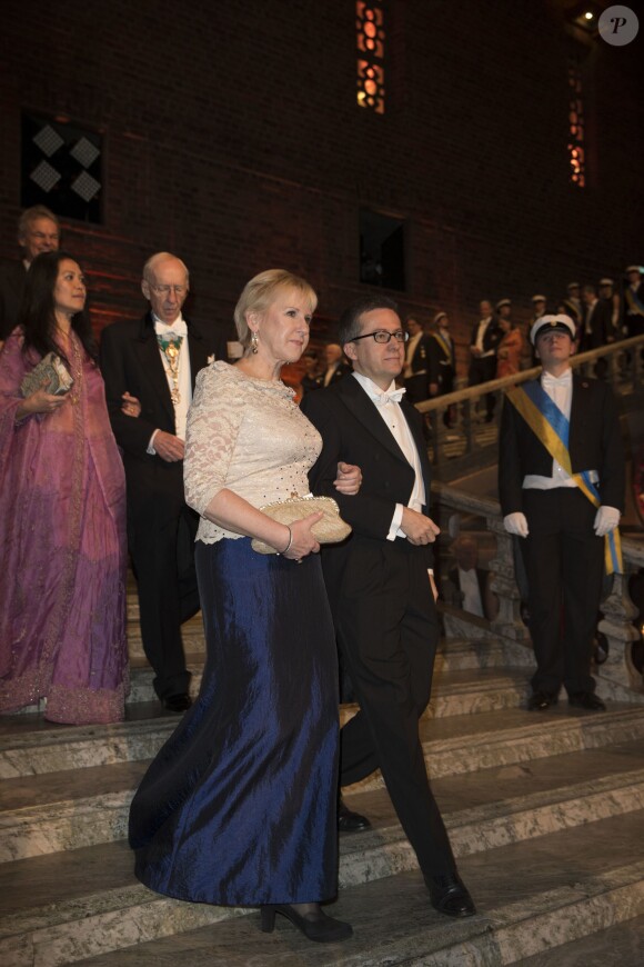 Margot Wallström et Carlos Moedas - Dîner de gala en l'honneur des Prix Nobel à Stockholm, le 10 décembre 2015.