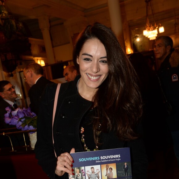 Exclusif - Sofia Essaïdi - People à l'exposition "Souvenirs, souvenirs" au café restaurant "Les Deux Magots" de Didier Audebert et Gianni Soglia à Paris. 72 stars ont confié le souvenir le plus intime de leur vie illustré par une photographie originale. Une façon de rendre hommage à tous ceux dont la mémoire s'enfuit... Une partie des droits du livre sera reversée à la fondation Pompidou qui oeuvre pour la recherche contre la maladie d'Alzheimer. Le 7 décembre 2015 © Rachid Bellak-LMS / Bestimage.