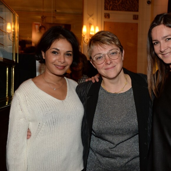 Exclusif - Saïda Jawad, Catherine Mathivat (Présidente du café-restaurant littéraire Les Deux Magots) et Emmanuelle Boidron - People à l'exposition "Souvenirs, souvenirs" au café restaurant "Les Deux Magots" de Didier Audebert et Gianni Soglia à Paris. 72 stars ont confié le souvenir le plus intime de leur vie illustré par une photographie originale. Une façon de rendre hommage à tous ceux dont la mémoire s'enfuit... Une partie des droits du livre sera reversée à la fondation Pompidou qui oeuvre pour la recherche contre la maladie d'Alzheimer. Le 7 décembre 2015 © Rachid Bellak-LMS / Bestimage.