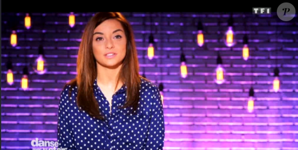 Priscilla Betti en larmes dans "Danse avec les stars 6" sur TF1. Elle a rendu un émouvant hommage à sa maman. Le 12 décembre 2015.
