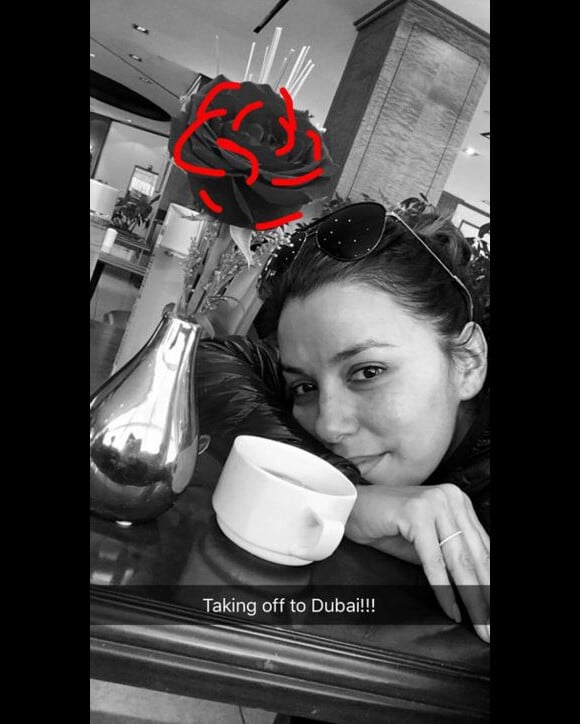 Eva Longoria, en route pour Dubaï, le 11 décembre 2015