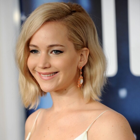 Jennifer Lawrence à la première de 'Joy' au Ziegfeld Theatre à New York, le 13 décembre 2015.