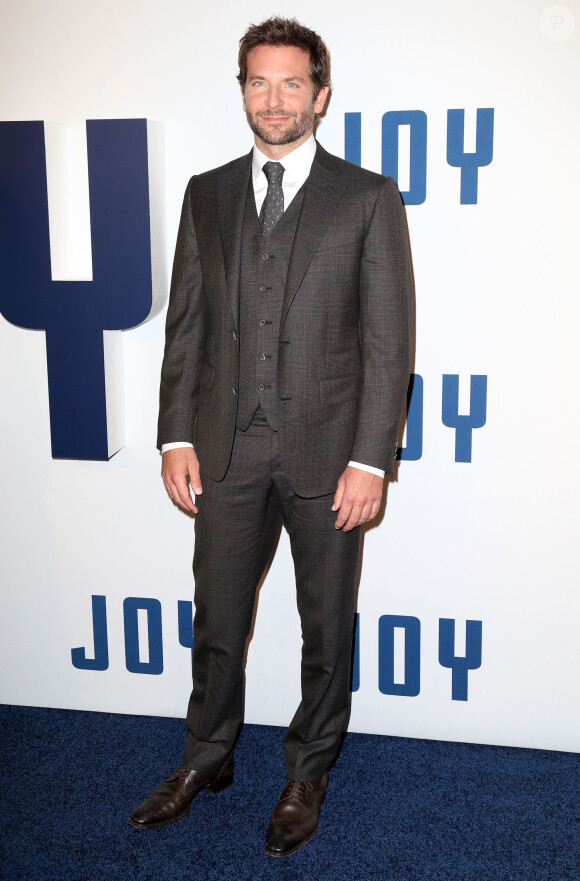 Bradley Cooper à la première de 'Joy' au Ziegfeld Theatre à New York, le 13 décembre 2015.
