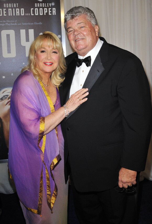 Diane Ladd et son mari Robert Hunter à la première de 'Joy' au Ziegfeld Theatre à New York, le 13 décembre 2015.