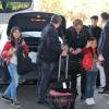 Exclusif - Johnny Hallyday, sa femme Laeticia et leurs filles Jade et Joy - La famille Hallyday arrive à l'aéroport de Roissy pour prendre un vol pour aller passer leurs vacances en Thaïlande avec des amis le 19 décembre 2015