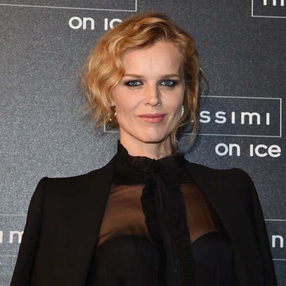 Eva Herzigova - Arrivées à la soirée " Intimissimi on ice OPERAPOP" à Vérone, le 9 octobre 2015.