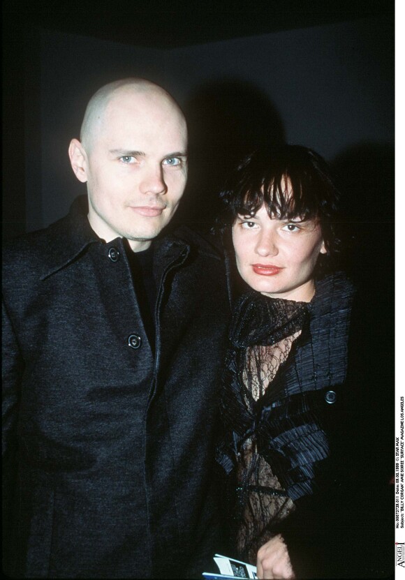 Billy corgan à Los Angeles avec une amie en 1999