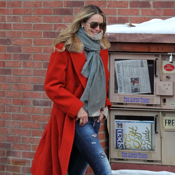 Exclusif - Elle Macpherson à Aspen, le 17 décembre 2015.