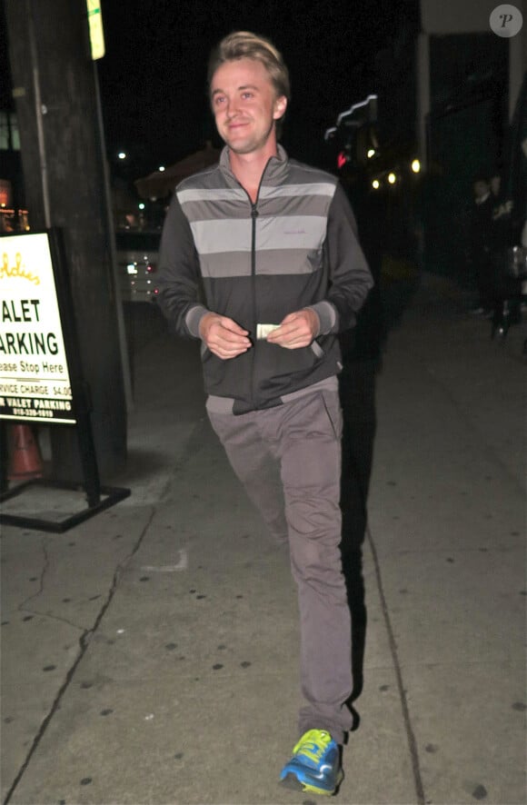 L'acteur Tom Felton va diner au restaurant Goldie a Los Angeles, le 2 decembre 2013.
