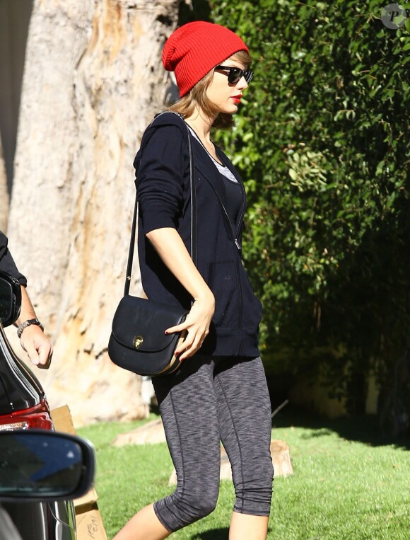 Exclusif - Taylor Swift se rend à son cours de gym à West Hollywood, le 2 janvier 2016