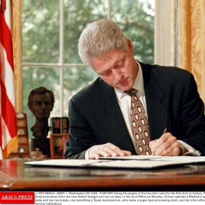 Bill Clinton en août 1997 à la Maison Blanche.
