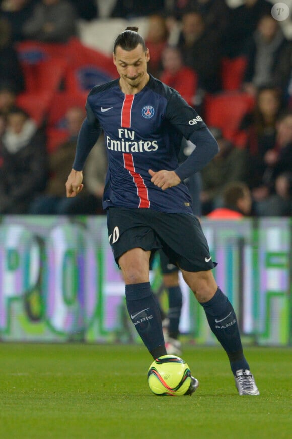 Zlatan Ibrahimovic lors de la rencontre entre le Paris Saint-Germain et Bastia au Parc des Princes, à Paris, le 8 janvier 2016