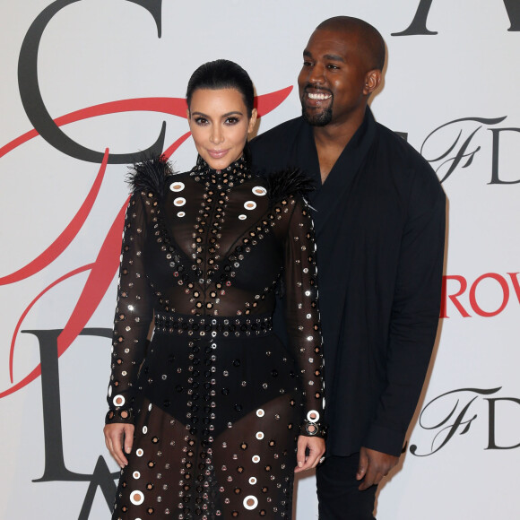 Kim Kardashian enceinte et son mari Kanye West - People à la soirée des CFDA Fashion Awards 2015 à New York, le 1er juin 2015.