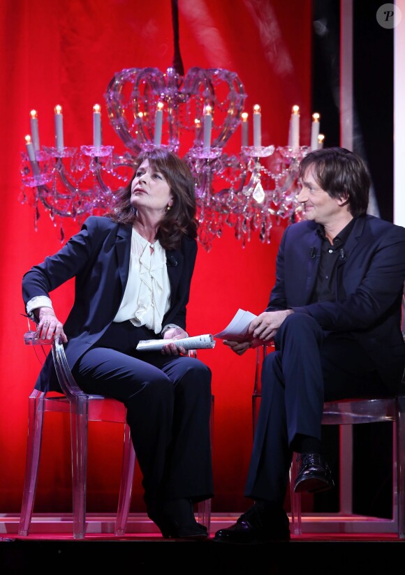 Exclusif - Claire Nadeau et Pierre Palmade - Spectacle "Elles se croient toutes Joly" en hommage à Sylvie Joly, mis en scène par Pierre Palmade, au théâtre de Paris dans le 9e arrondissement à Paris, le 26 octobre 2015, qui est diffusé le 15 janvier 2016 sur France 3.© Dominique Jacovides - Romuald Meigneux / Bestimage