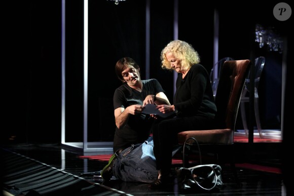 Exclusif - Catherine Hiegel et Pierre Palmade - Répétitions - Spectacle "Elles se croient toutes Joly" en hommage à Sylvie Joly, mis en scène par Pierre Palmade, au théâtre de Paris dans le 9e arrondissement à Paris, le 26 octobre 2015, qui est diffusé le 15 janvier 2016 sur France 3.© Dominique Jacovides - Romuald Meigneux / Bestimage