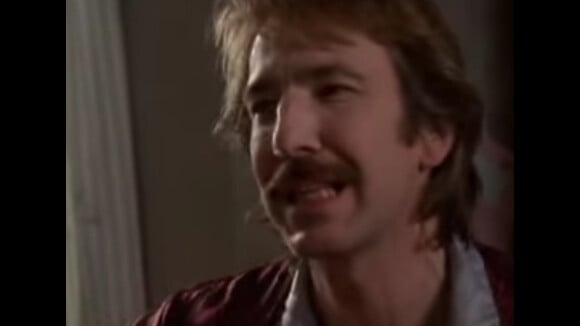 Alan Rickman dans Truly Madly Deeply chante The Sun Ain't Gonna Shine Anymore