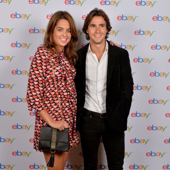 Anouchka Delon et son compagnon Julien Dereims - Photocall de la soirée des 15 ans d'Ebay à l'Hôtel Salomon de Rothschild le 17 septembre 2015.