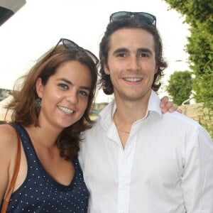 Anouchka Delon et son compagnon Julien Dereims - 3e trophée de la Pétanque Gastronomique au profit de l'Etoile de Martin (association qui soutient la recherche sur les cancers pédiatriques) à Paris le 2 juillet 2015.