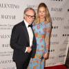 Le styliste Tommy Hilfiger et Dee Ocleppo au gala de charité 'An Evening Honoring Valentino' à New York, le 7 décembre 2015