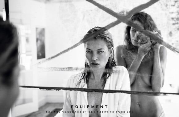 Kate Moss et Daria Werbowy, stars de la nouvelle campagne publicitaire (printemps 2016) d'Equipment. Photo par Daria Werbowy.
