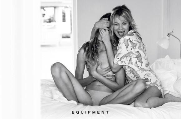 Les amies Kate Moss et Daria Werbowy sont les stars de la nouvelle campagne publicitaire (printemps 2016) d'Equipment. Photo par Daria Werbowy.