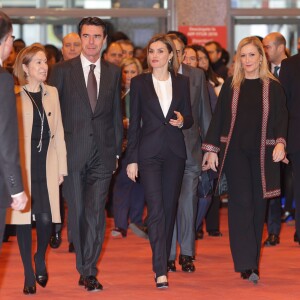 La reine Letizia d'Espagne inaugurait le 20 janvier 2016 la 36e édition du FITUR, le Salon international du tourisme de Madrid, au Parc des Expositions Juan Carlos Ier.