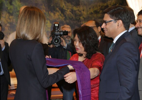 La reine Letizia d'Espagne inaugurait le 20 janvier 2016 la 36e édition du FITUR, le Salon international du tourisme de Madrid, au Parc des Expositions Juan Carlos Ier.