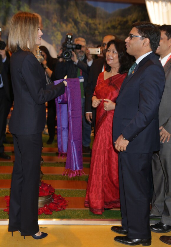 La reine Letizia d'Espagne inaugurait le 20 janvier 2016 la 36e édition du FITUR, le Salon international du tourisme de Madrid, au Parc des Expositions Juan Carlos Ier.