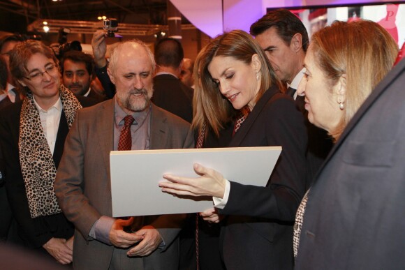 La reine Letizia d'Espagne inaugurait le 20 janvier 2016 la 36e édition du FITUR, le Salon international du tourisme de Madrid, au Parc des Expositions Juan Carlos Ier.