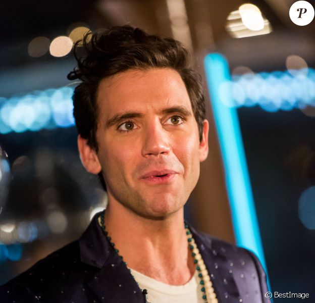 Exclusif - Mika - Tournage de l'émission "Toute la musique qu'on aime" sur le bateau Jean Bruel à Paris le 14 décembre 2015. L'émission sera diffusée le 31 décembre sur TF1 en 3e partie de soirée à partir de 00h30. © Cyril Moreau / Bestimage
