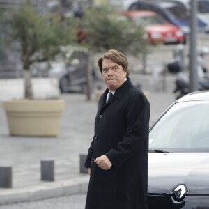 Bernard Tapie assistait le 23 janvier 2016 aux obsèques d'Edmonde Charles-Roux en la cathédrale de la Major (Sainte-Marie-Majeure) à Marseille.