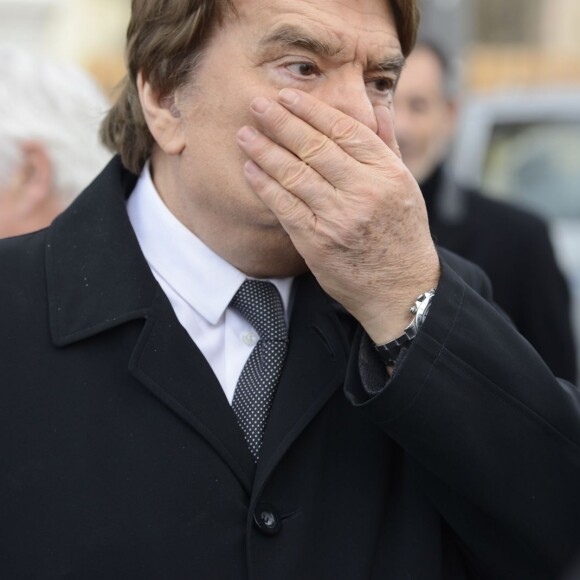 Bernard Tapie assistait le 23 janvier 2016 aux obsèques d'Edmonde Charles-Roux en la cathédrale de la Major (Sainte-Marie-Majeure) à Marseille.