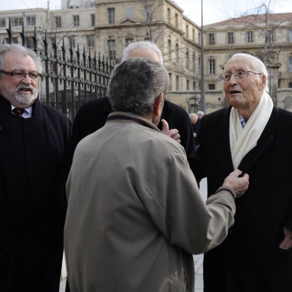 Les obsèques d'Edmonde Charles-Roux ont été célébrées en la cathédrale de la Major (Sainte-Marie-Majeure) à Marseille le 23 janvier 2016.