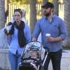 Exclusif - Emily Blunt et son mari John Krasinski sont allés déjeuner avec leur fille Hazel à Los Angeles, le 24 janvier 2015