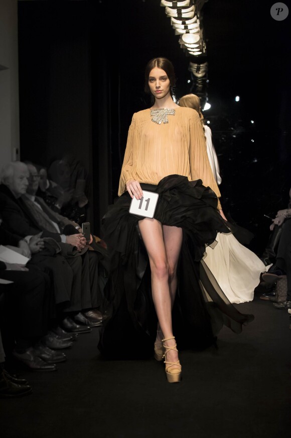 Défilé Stéphane Rolland (collection haute couture printemps-été 2016). Paris, le 26 janvier 2016.