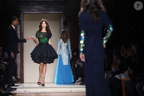 Défilé Julien Fournié (collection haute couture printemps-été 2016) à l'Oratoire du Louvre. Paris, le 26 janvier 2016.