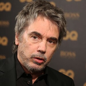 Jean-Michel Jarre - Photocall de la cérémonie des GQ, Les Hommes de l'Année 2015 au Shangri-La Hotel à Paris, le 25 janvier 2016. ©Denis Guignebourg/Bestimage