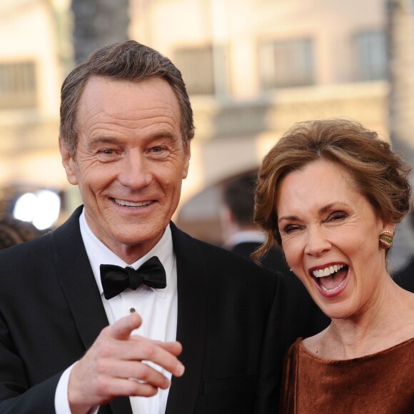 Bryan Cranston et Robin Dearden assistent aux 22e Screen Actors Guild Awards au Shrine Auditorium. Los Angeles, le 30 janvier 2016.