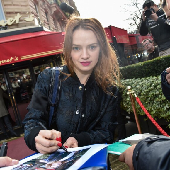 Sara Forestier - Arrivées au déjeuner des nommés aux César 2016 au Fouquet's à Paris, le 6 février 2016. ©Lionel Urman/Bestimage