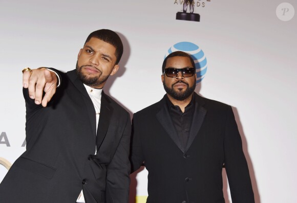 O'Shea Jackson Jr. et Ice Cube lors des 47e "NAACP Image Awards" à Pasadena le 5 février 2016.