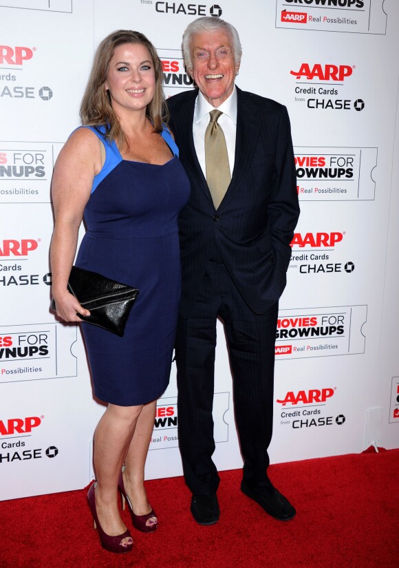 Dick Van Dyke et sa femme lors des Movies For Grownups Awards à Los Angeles, le 8 février 2016.