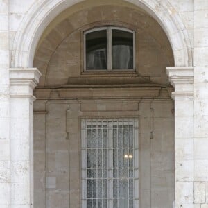 La reine Letizia d'Espagne en visite au palais royal de Madrid pour constater les améliorations architecturales en faveur de l'accessibilité pour les personnes handicapées le 10 février 2016