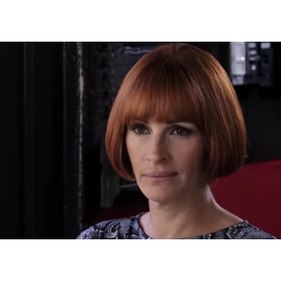 Julia Roberts rousse dans Mother's Day. (capture d'écran)
