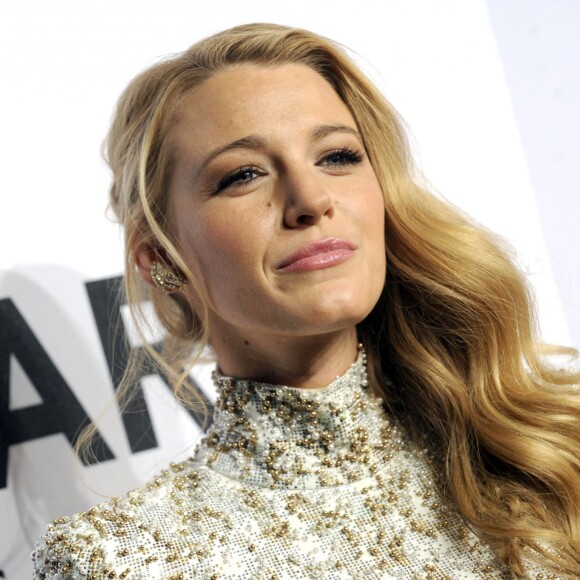 Blake Lively au gala de l'amfAR à New York le 10 février 2016.