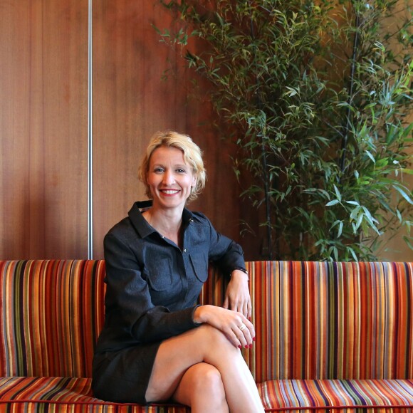 Exclusif - Alexandra Lamy, membre du jury de l'édition 2015 du Festival du Film Britannique de Dinard, en rendez-vous au Grand Hôtel à Dinard, le 2 octobre 2015.